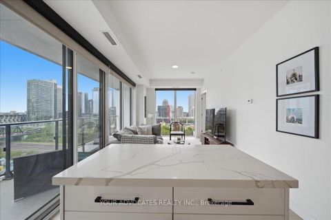 Photo 11 at 902 - 9 Tecumseth Street, Niagara, Toronto
