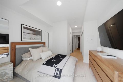 Photo 18 at 902 - 9 Tecumseth Street, Niagara, Toronto