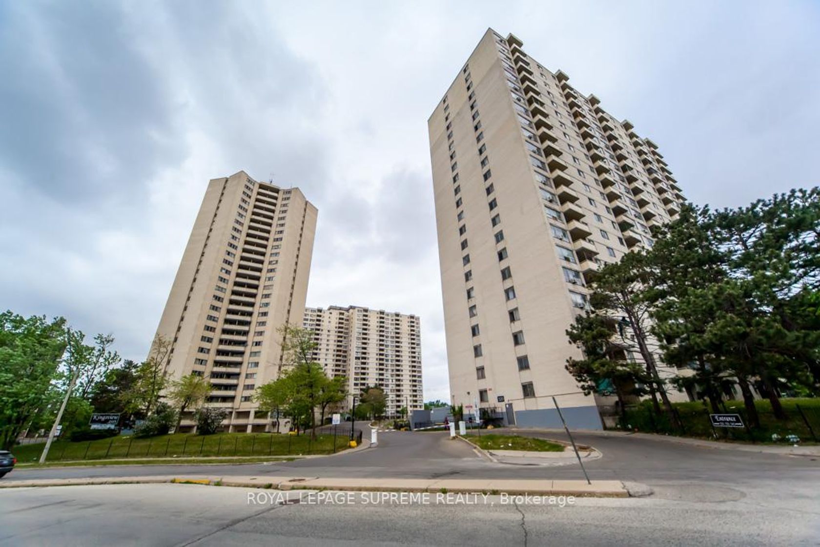 2101 - 330 Dixon Road, The Westway, Toronto photo number 2