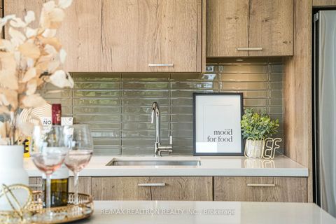 Photo 16 at 411 - 2 Teagarden Court, Willowdale East, Toronto