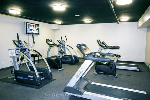 Photo 3 at 3M - 8 Rosebank Drive, Malvern, Toronto
