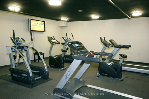 Photo 4 at 3M - 8 Rosebank Drive, Malvern, Toronto