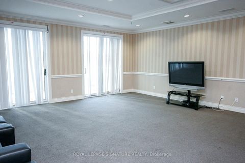 Photo 9 at 3M - 8 Rosebank Drive, Malvern, Toronto