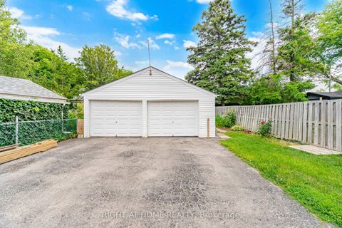 Photo 45 at 18 Vanbrugh Avenue, Cliffside, Toronto