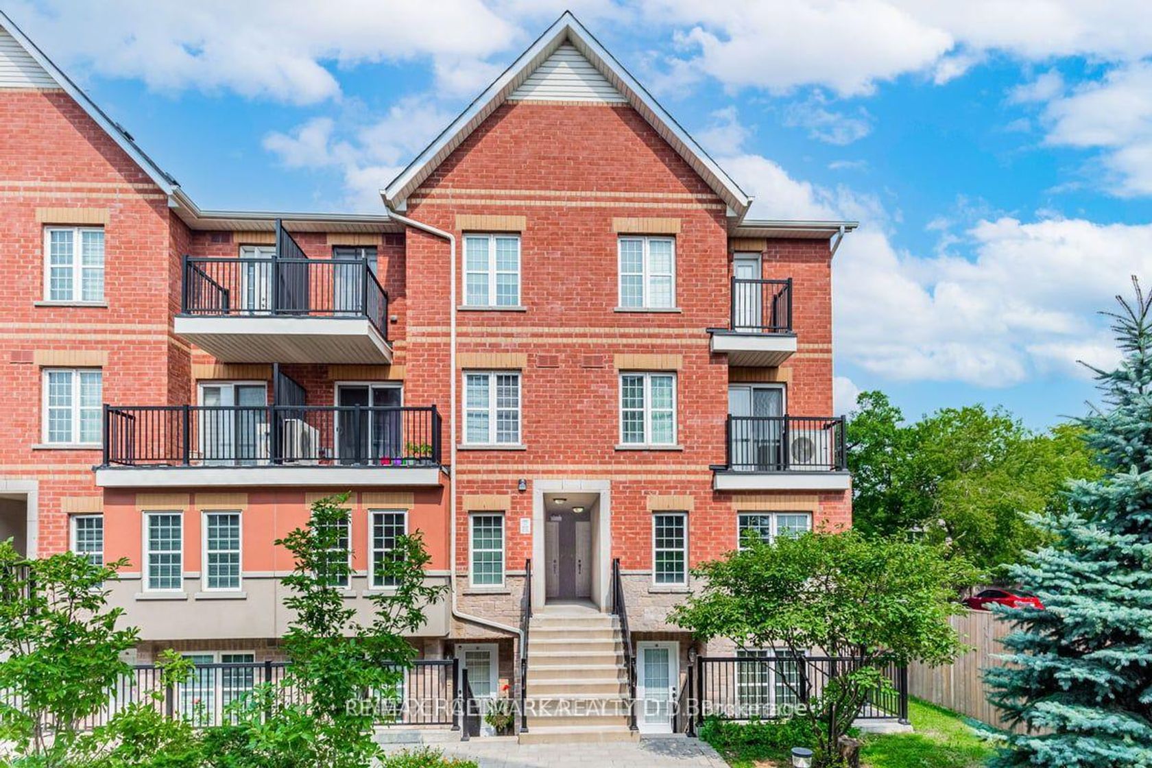 108 - 1485 Birchmount Road E, Dorset Park, Toronto photo 4