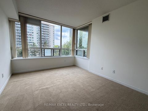 Photo 3 at 507 - 91 Townsgate Drive, Yorkhill, Vaughan