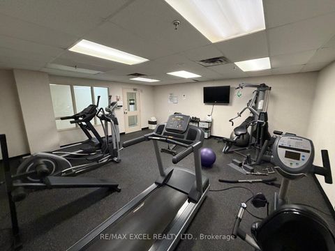 Photo 14 at 507 - 91 Townsgate Drive, Yorkhill, Vaughan
