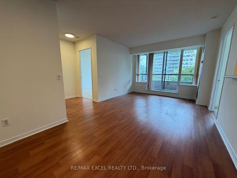 Photo 20 at 507 - 91 Townsgate Drive, Yorkhill, Vaughan