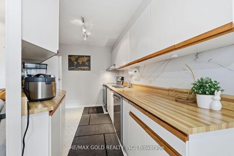 Photo 11 at 401 - 335 Mill Road, West Deane, Toronto