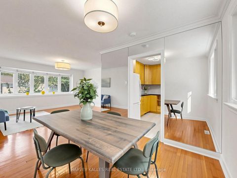 Photo 10 at 87 Combe Avenue, Bathurst Manor, Toronto