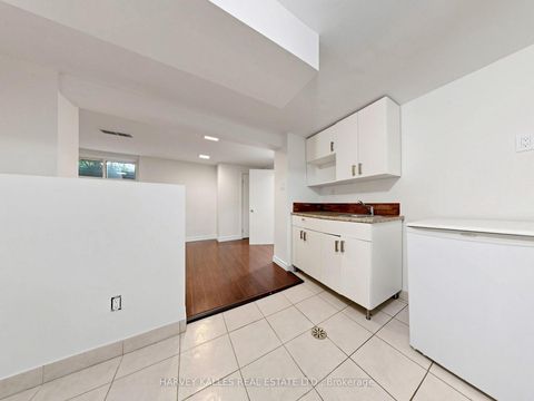 Photo 25 at 87 Combe Avenue, Bathurst Manor, Toronto