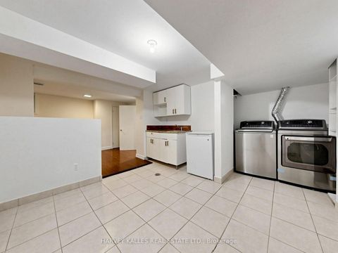 Photo 26 at 87 Combe Avenue, Bathurst Manor, Toronto