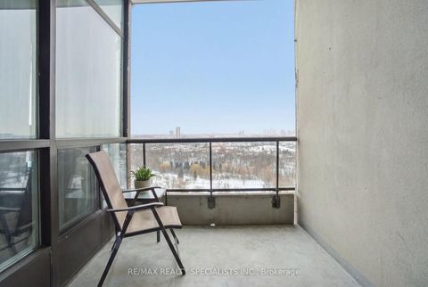 Photo 24 at 1707 - 1 Rowntree Road, Jamestown, Toronto