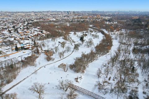Photo 41 at 1707 - 1 Rowntree Road, Jamestown, Toronto