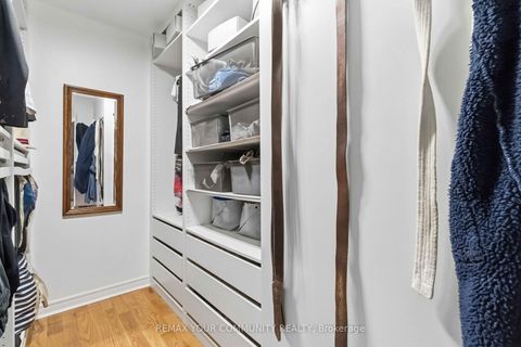 Photo 18 at 15 Klamath Court, Maple, Vaughan