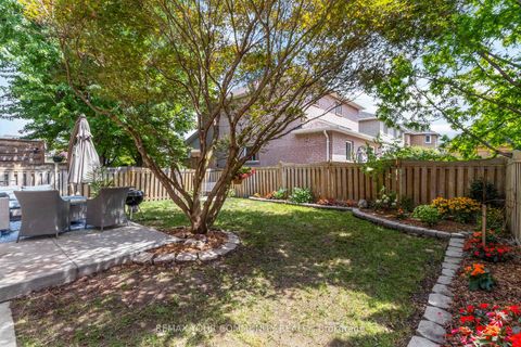 Photo 39 at 15 Klamath Court, Maple, Vaughan