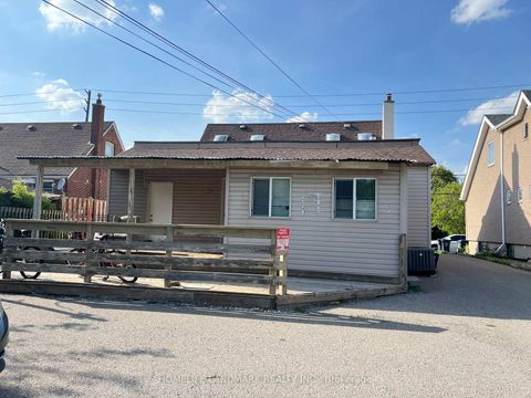 Photo 2 at 149 Finch Avenue W, Willowdale West, Toronto
