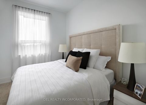 Photo 4 at 512 - 115 Denison Avenue, Chinatown, Toronto