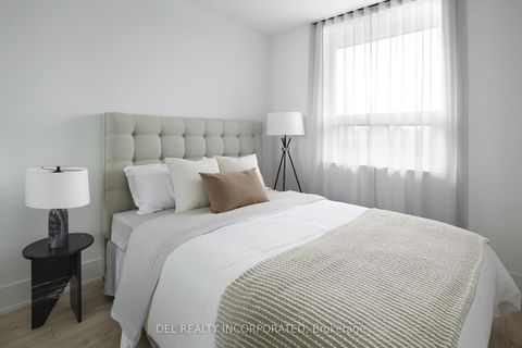 Photo 5 at 512 - 115 Denison Avenue, Chinatown, Toronto