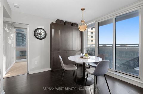 Photo 5 at 1106 - 15 Iceboat Terrace, Waterfront Communities C1, Toronto