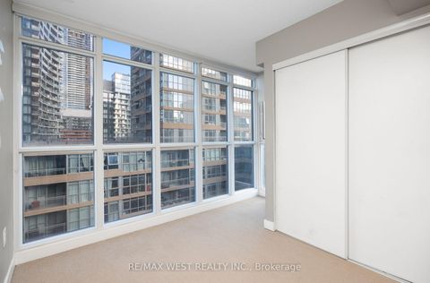 Photo 7 at 1106 - 15 Iceboat Terrace, Waterfront Communities C1, Toronto