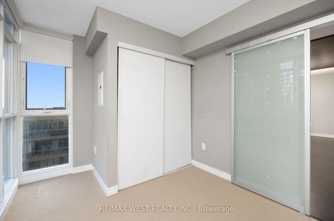 Photo 8 at 1106 - 15 Iceboat Terrace, Waterfront Communities C1, Toronto