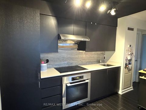 Photo 13 at 1106 - 15 Iceboat Terrace, Waterfront Communities C1, Toronto