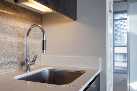 Photo 14 at 1106 - 15 Iceboat Terrace, Waterfront Communities C1, Toronto
