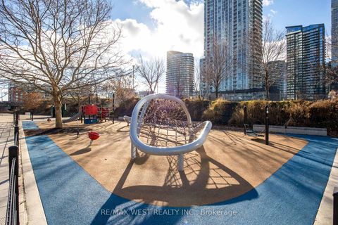 Photo 18 at 1106 - 15 Iceboat Terrace, Waterfront Communities C1, Toronto