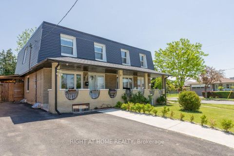 Photo 1 at 4 Fennimore Crescent, Jane Heights, Toronto
