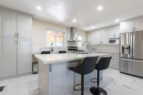Photo 9 at 4 Fennimore Crescent, Jane Heights, Toronto