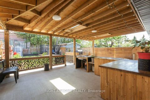 Photo 36 at 4 Fennimore Crescent, Jane Heights, Toronto