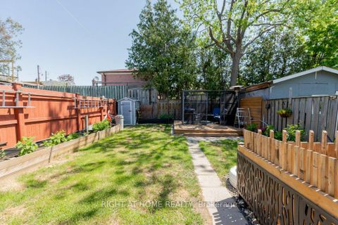 Photo 40 at 4 Fennimore Crescent, Jane Heights, Toronto