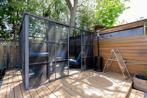 Photo 41 at 4 Fennimore Crescent, Jane Heights, Toronto