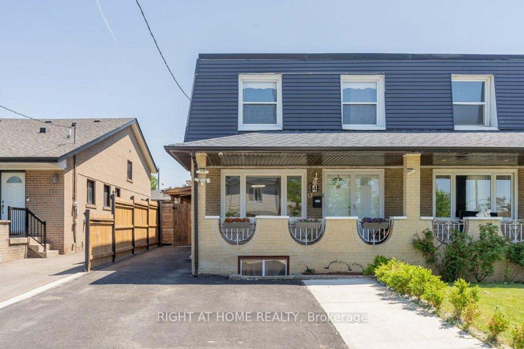 4 Fennimore Crescent, Jane Heights, Toronto 