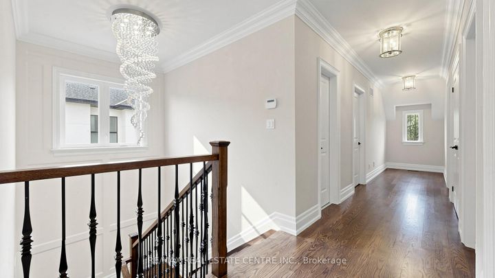 Photo 16 at 1496 Mansfield Drive, CP College Park, Oakville