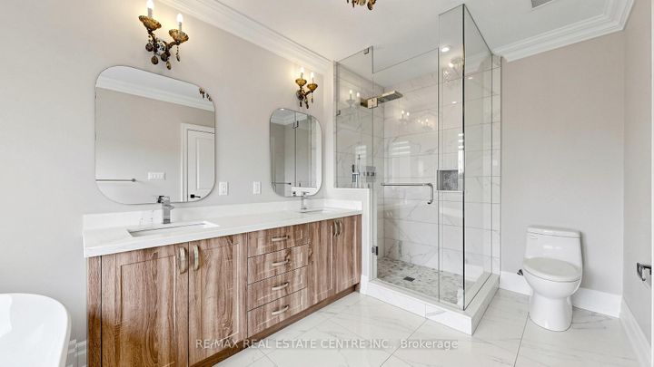 Photo 22 at 1496 Mansfield Drive, CP College Park, Oakville
