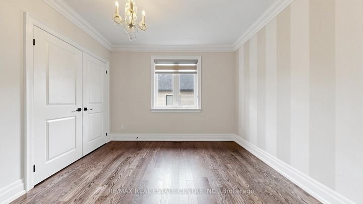 Photo 32 at 1496 Mansfield Drive, CP College Park, Oakville