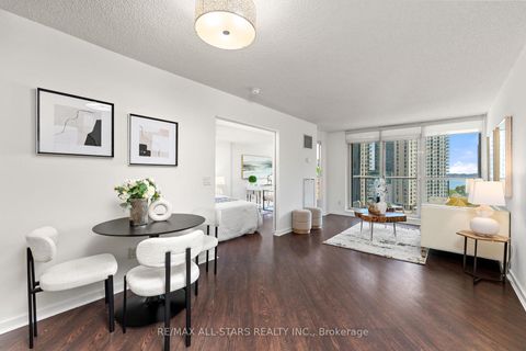 Photo 5 at 804 - 208 Queens Quay W, Waterfront Communities C1, Toronto