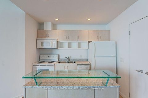 Photo 12 at 3409 - 208 Queens Quay W, Waterfront Communities C1, Toronto