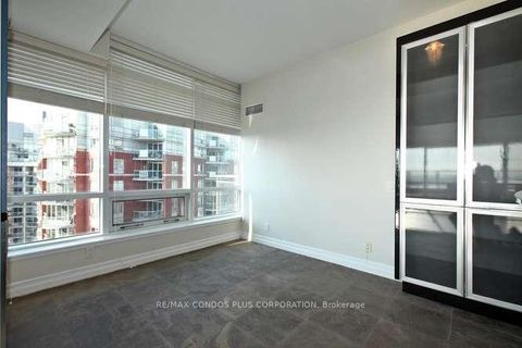 Photo 23 at 902W - 500 Queens Quay W., Waterfront Communities C1, Toronto