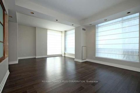 Photo 25 at 902W - 500 Queens Quay W., Waterfront Communities C1, Toronto