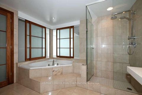 Photo 31 at 902W - 500 Queens Quay W., Waterfront Communities C1, Toronto