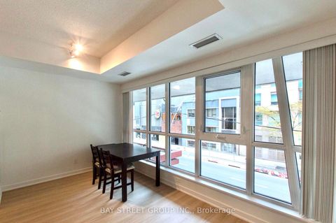 Photo 5 at 203 - 199 Richmond Street W, Waterfront Communities C1, Toronto