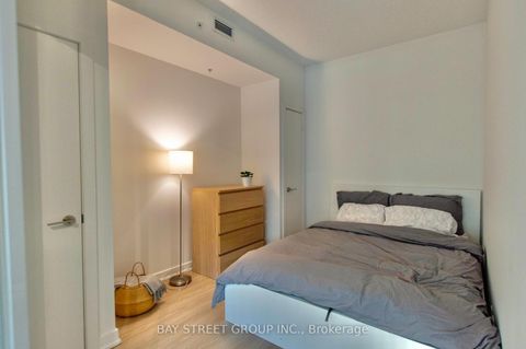 Photo 11 at 203 - 199 Richmond Street W, Waterfront Communities C1, Toronto