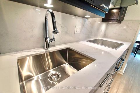 Photo 16 at 203 - 199 Richmond Street W, Waterfront Communities C1, Toronto
