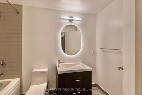 Photo 21 at 203 - 199 Richmond Street W, Waterfront Communities C1, Toronto