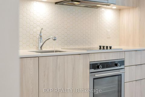 Photo 2 at 2404 - 50 Ordnance Street, Niagara, Toronto
