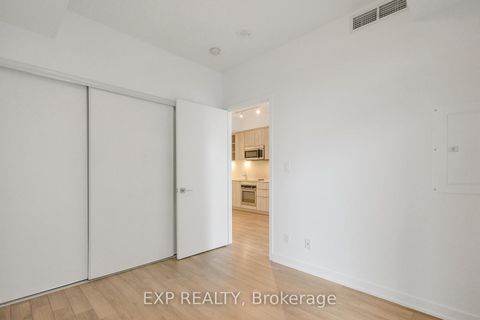 Photo 10 at 2404 - 50 Ordnance Street, Niagara, Toronto