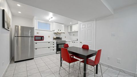 Photo 17 at 30 Shepton Way, Steeles, Toronto